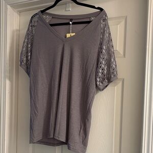 Chic V-Neck Lace Sleeve Blouse in Gray